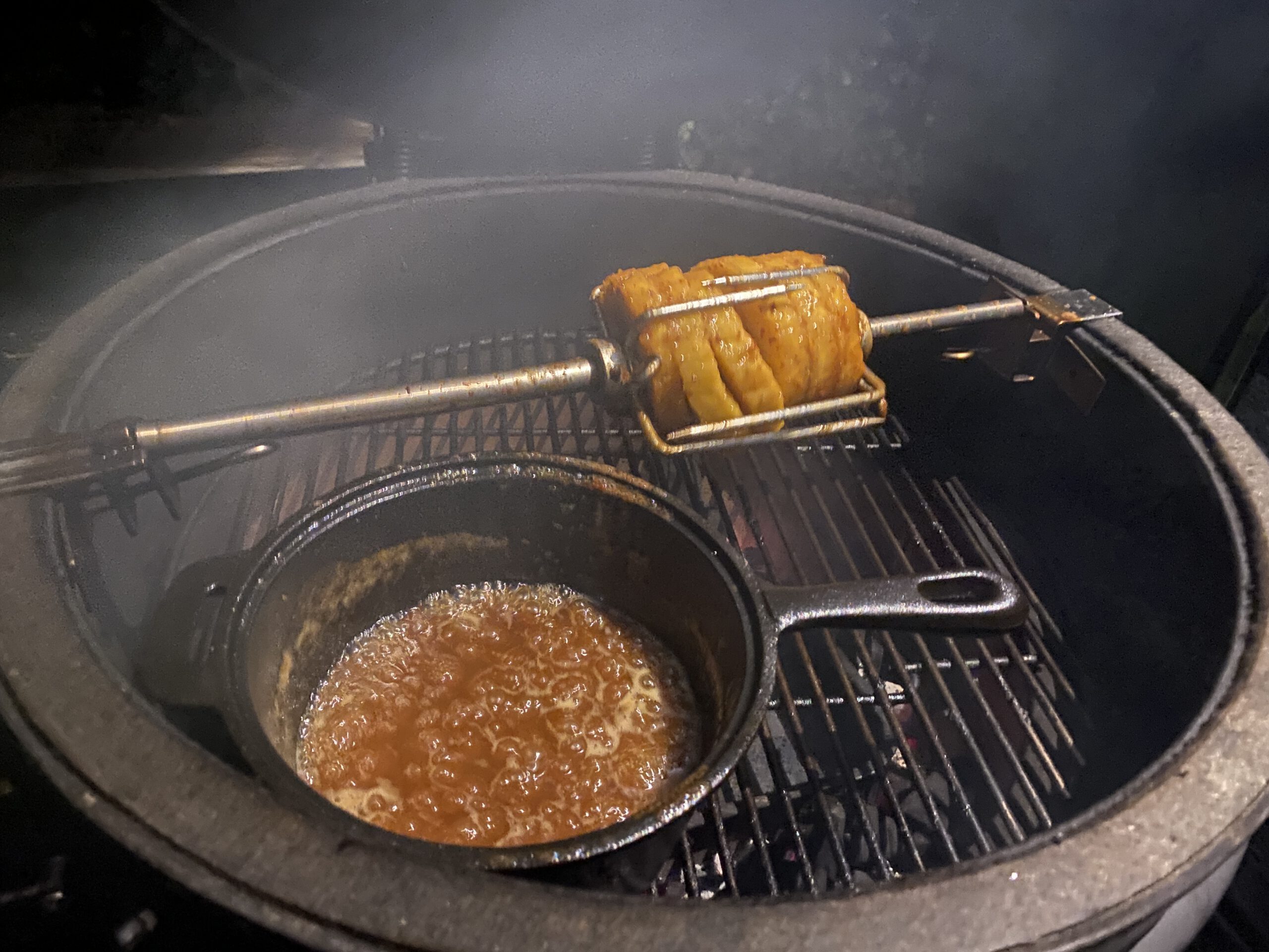 Gegrilde ananas van het spit